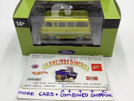 M2 Machines 1965 Ford Falcon Club Wagon R75 Fashion