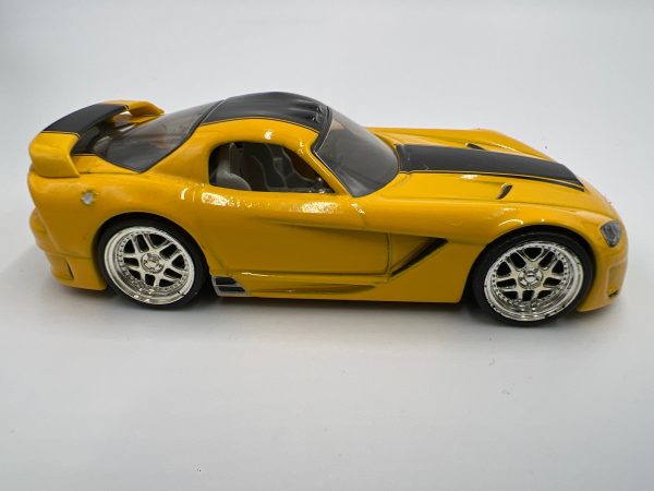 1 Badd Ride 2006 Dodge Viper SRT10 Yellow Loose Online now