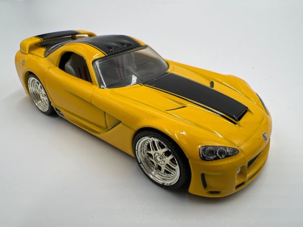 1 Badd Ride 2006 Dodge Viper SRT10 Yellow Loose Online now