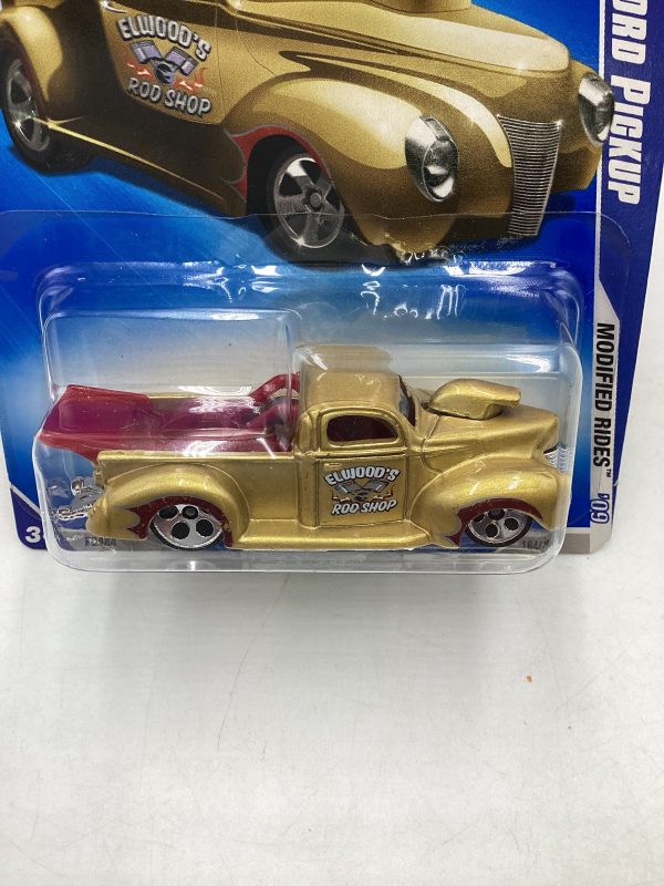 2009 Hot Wheels Modified Rides #164 40 Ford Pickup Gold 5 Dot Wheels 28E Hot on Sale