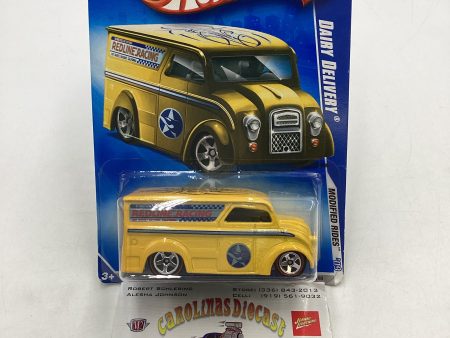 2009 Hot Wheels #158 Dairy Delivery Yellow Walmart Exclusive 237E For Sale