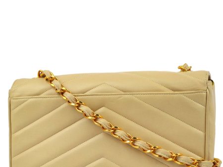 Chanel 1994-1996 Beige Lambskin Chevron Shoulder Bag Online Sale